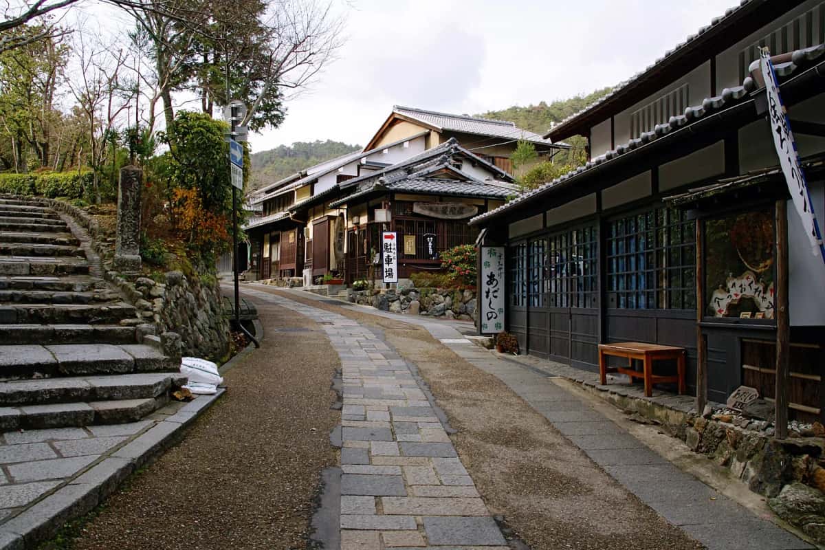Rue préservée de Saga-Toriimoto, maisons traditionnelles, Arashiyama