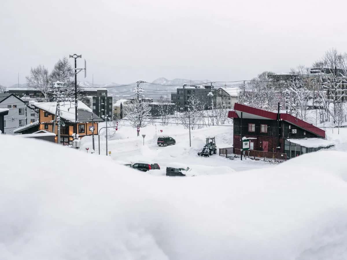Station de ski Niseko Hokkaido dans la poudreuse